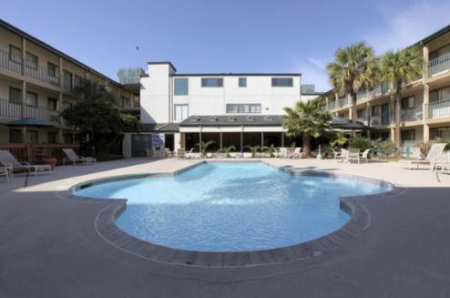 Amerihome Inn & Suites Houston Airport North 외부 사진