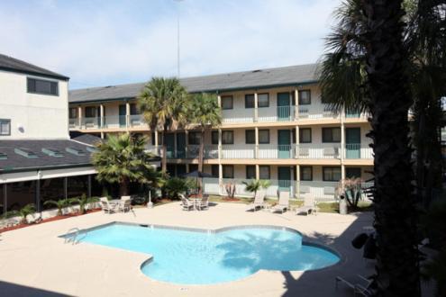 Amerihome Inn & Suites Houston Airport North 외부 사진